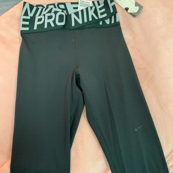 Nike leggings 7/8 tights - Picture 3 of 4